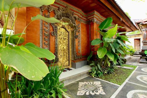 Hotel Kudesa Home Stay