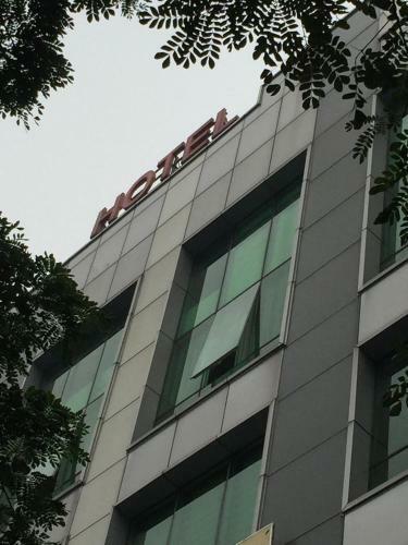 Raintree Hotel