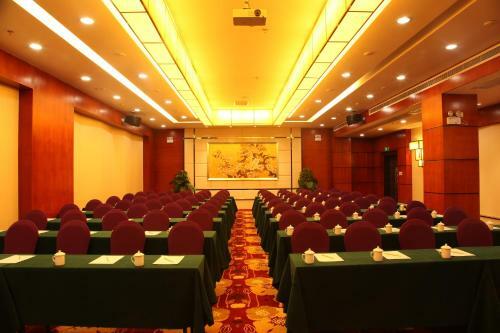 Holiday Villa Hotel & Residence Guangzhou