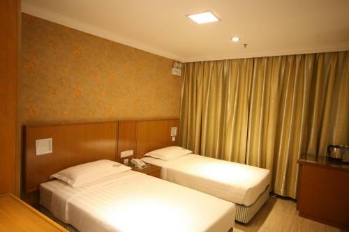 Cardogan Hotel