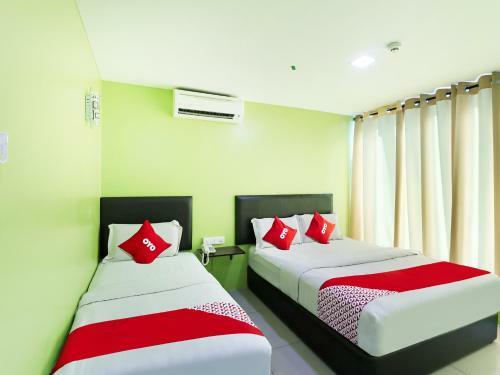 Royale City Hotel
