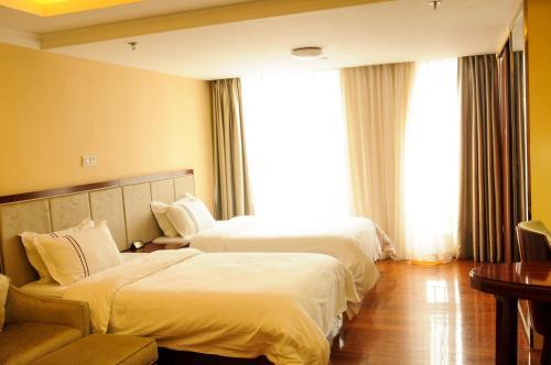 Waifiden Grand Easter International Apartment