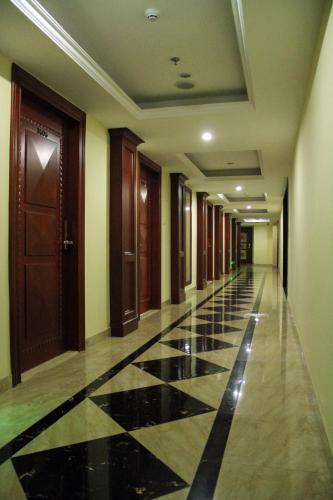 Waifiden Grand Easter International Apartment