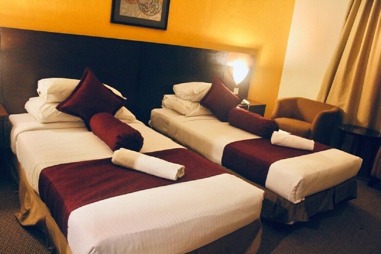 Grand Puteri Hotel