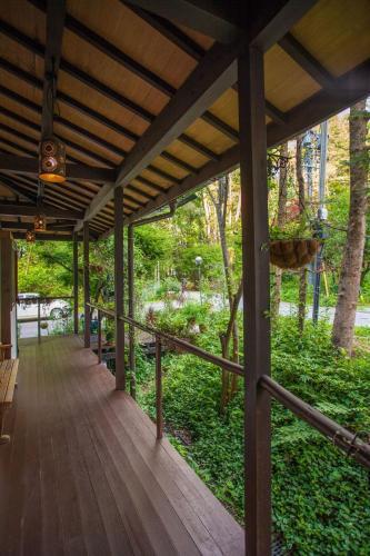 Bed & Breakfast Pension Hida No Mori