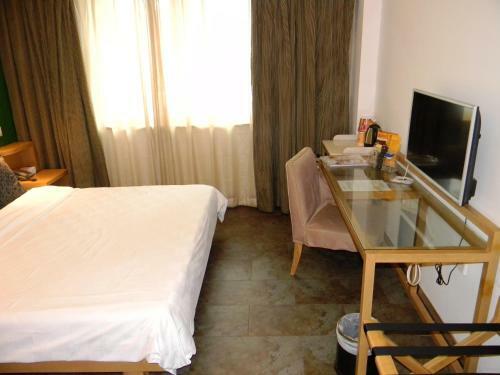 Hotel Yanjiang East Garden Inn