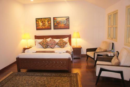 Hotel Heeren Palm Suites