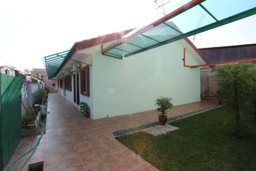 Tengkera Hotel
