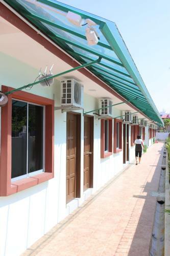 Tengkera Hotel