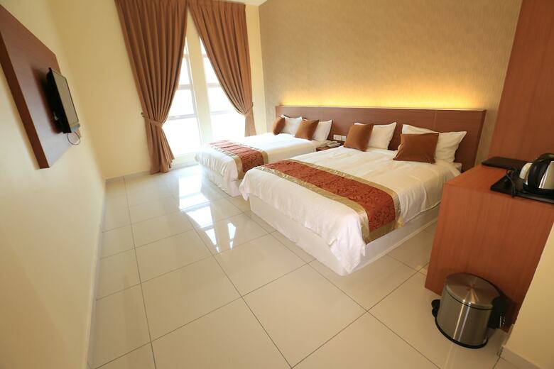 Supreme Hotel