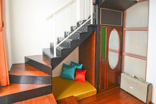 Hostal Sarang Paloh Heritage Stay