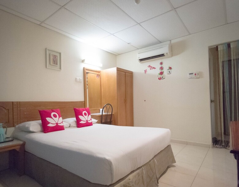 Coastal Park Hotel