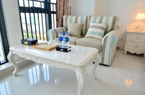 Moon Shine Apartment Hotel