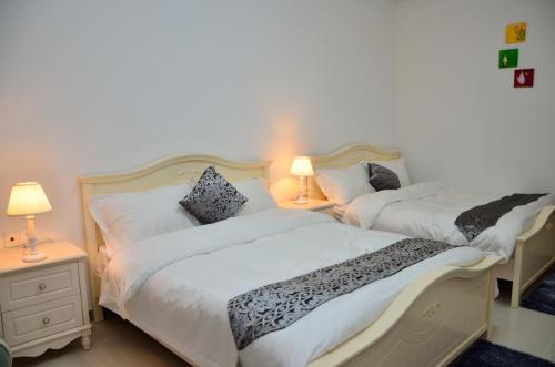 Moon Shine Apartment Hotel