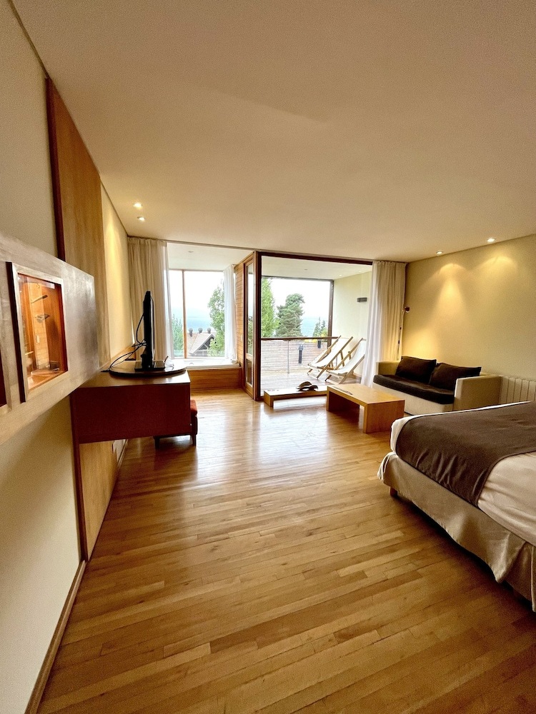 Hotel Design Suites Bariloche
