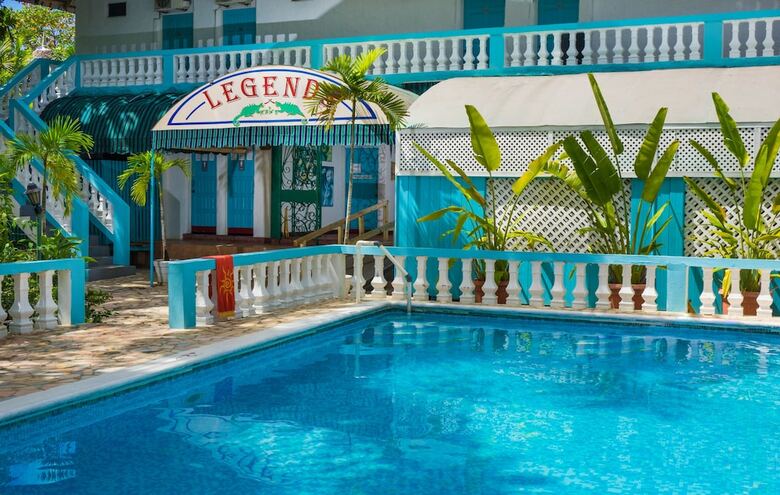 Hotel Legends Beach Resort