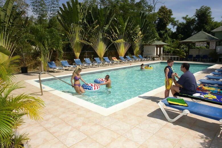 Hotel Legends Beach Resort