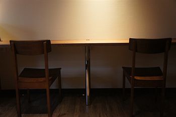 Shinjuku Kuyakusho-mae Capsule Hotel