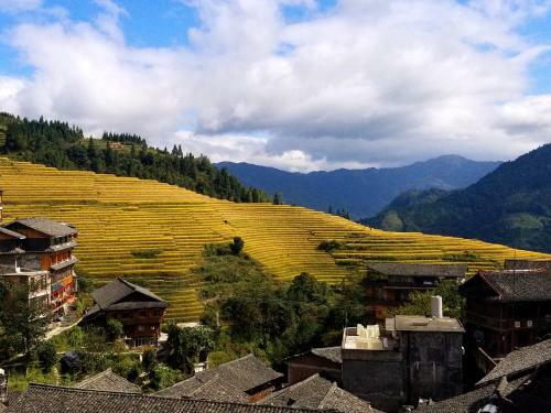 Posada Longji Holiday Hotel