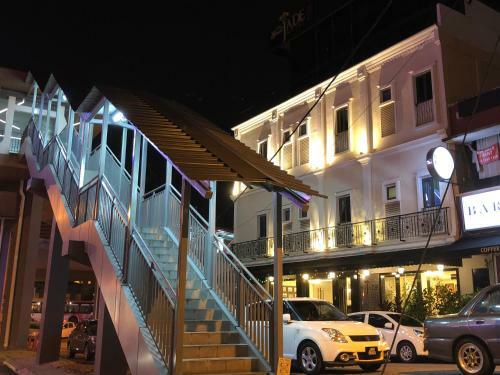 The Grand Jade Hotel