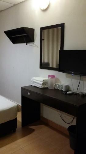 Hostal Suntec Hotel
