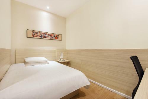 Hotel Hanting Express Hangzhou West Lake Renhe Road