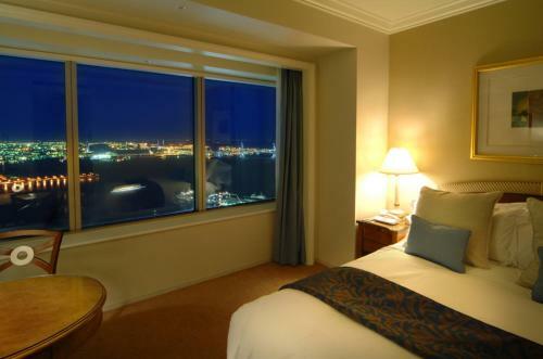 Yokohama Royal Park Hotel