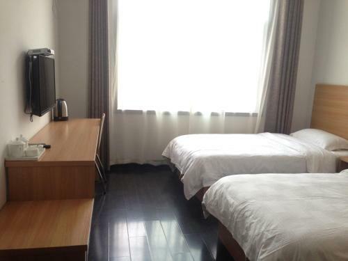 Huashan Mountain Baolianju International Youth Hostel
