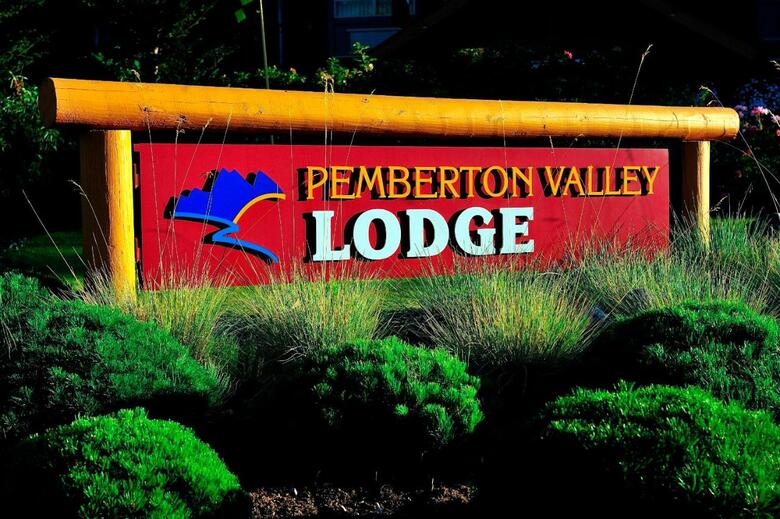 Hotel Pemberton Valley Lodge