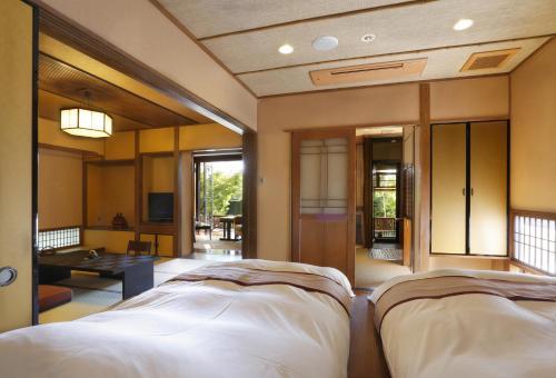 Hotel Ujo Soan (adult Only)