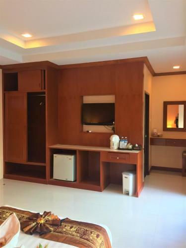 Hotel Aonang Village Resort