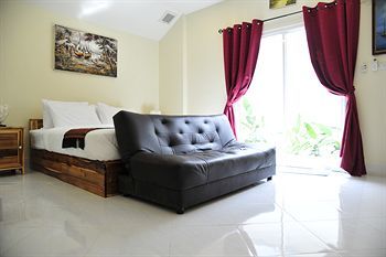 Hostal Sweet Bungalow