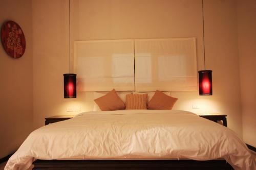 Two Villas Holiday Oriental Style Layan Beach