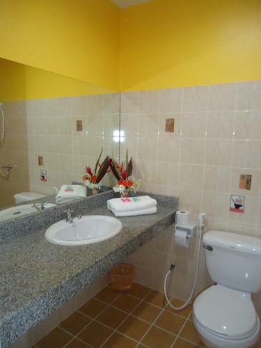 Hostal Thai Life Guesthouse