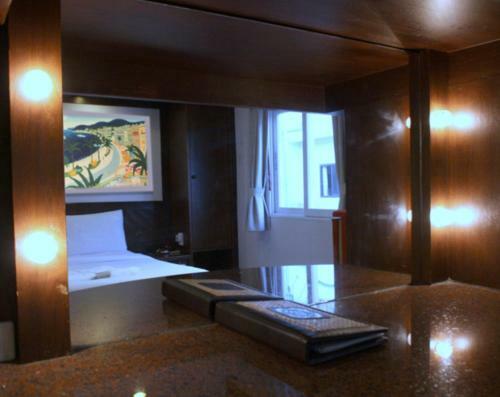 Hotel Karon Cafe Inn