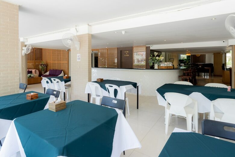 Hotel De Karon