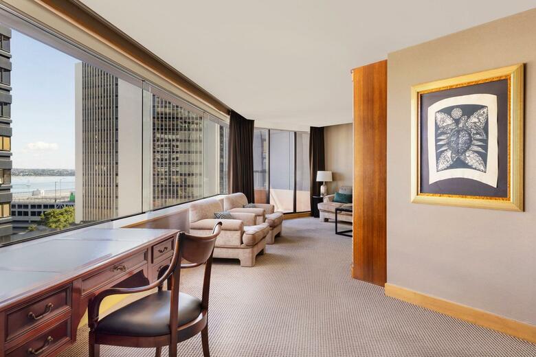 Hotel Stamford Plaza