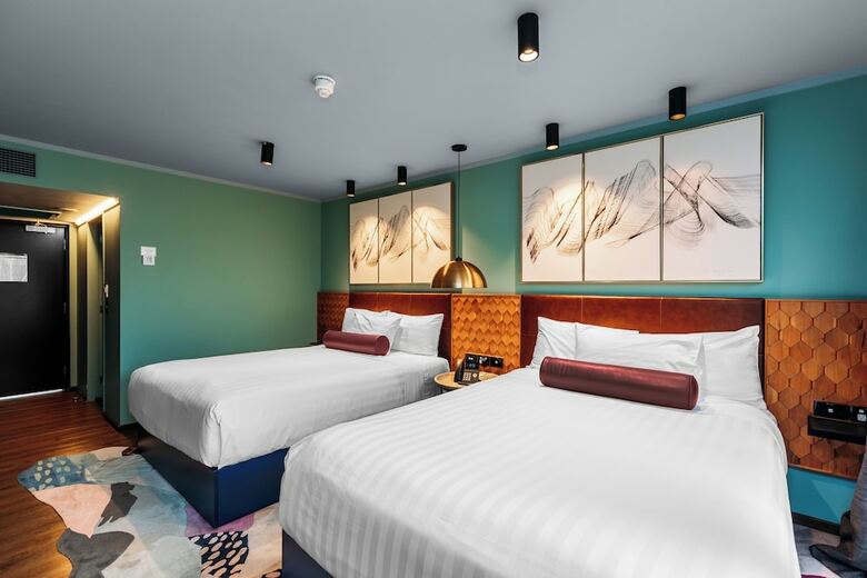 Naumi Auckland Airport Hotel