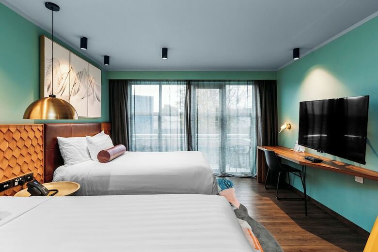 Naumi Auckland Airport Hotel