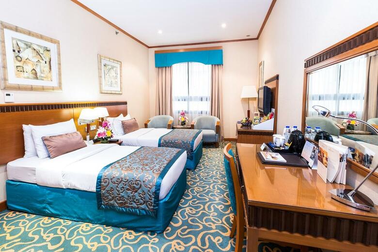 Hotel Golden Tulip Al Barsha