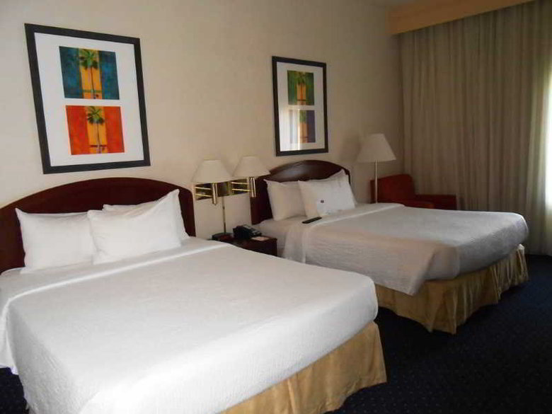 Hotel Courtyard By Marriott Palm Desert