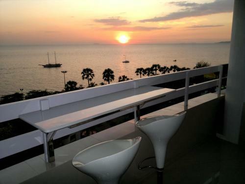 Apartamentos Jomtien Plaza Condotel