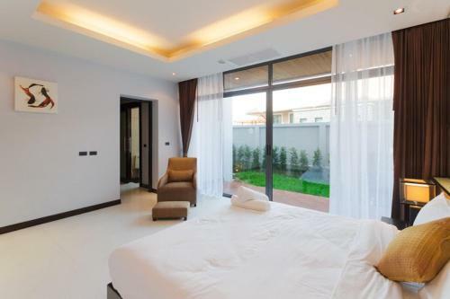Aqua Villa Rawai