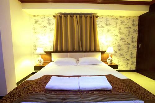 Hostal Katesiree Residence