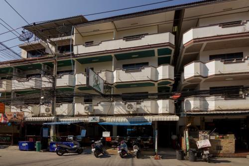 Hostal Valentines Guest House