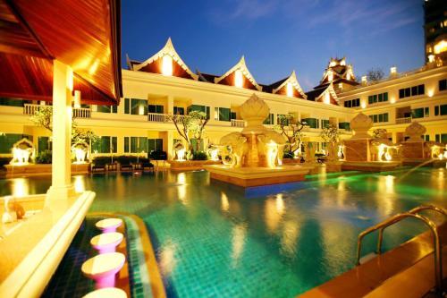 Hotel Grand Pacific Sovereign Resort & Spa