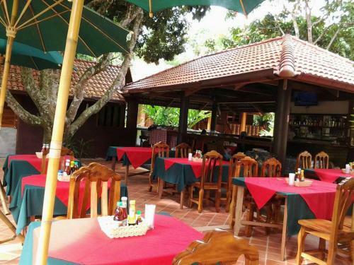Hotel Siam Tara Resort