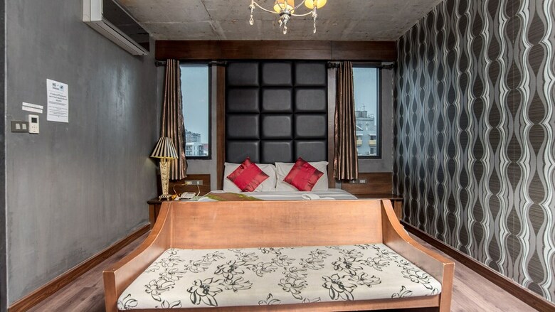 B2 Nimman Premier Hotel