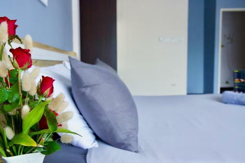 Hostal Golden Guesthouse By The Beach Cha Am