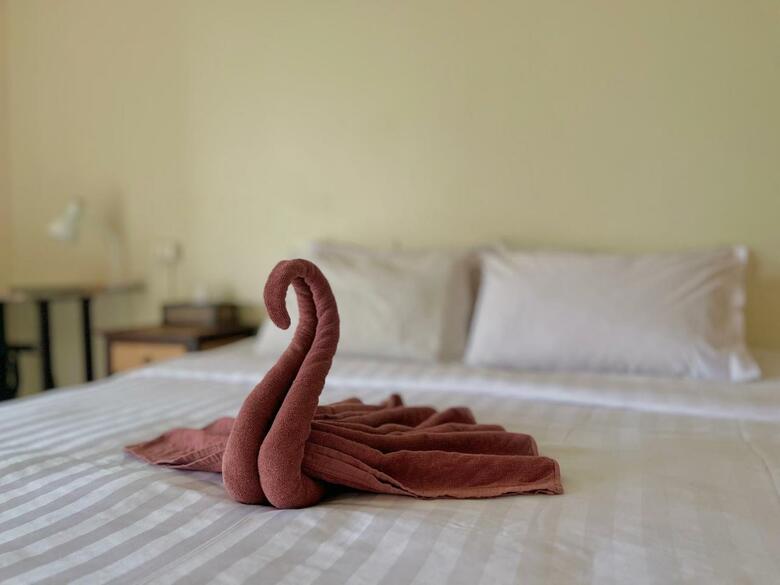 Hostal Baanbaramee Guesthouse
